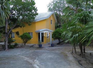 Casa · 1500m² · 2 Recámaras · Casa en Residencial Cumbres