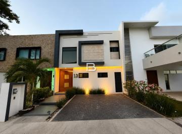 Casa · 160m² · 3 Recámaras · 2 Estacionamientos · Casa en Venta en Residencial Aqua By Cumbres en Cancun