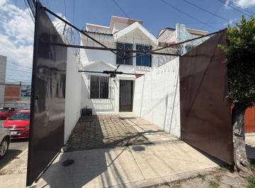 Casa de 3 habitaciones, Puebla · Casa en Venta en Bugambilias Puebla | 3 Recámaras | Cerca de Cu Buap y Plaza Crystal