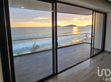 Departamento · 117m² · 2 Recámaras · 1 Estacionamiento · Departamento en Venta en Torre en El Malecón, Mazatlán, Sinaloa.