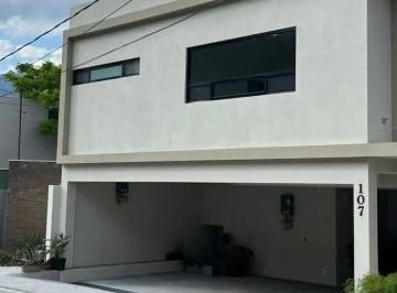 1 · Casa en Renta, Col. Olímpico San Pedro Garza García, Nl