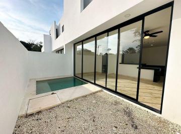 464d3b370b965ce6aa2874f6d1e16ac9c9fcb27e25f03440ed4edf45aea497b6 · Townhouse de 3 Recámaras, con Recámara en Planta Baja, con Piscina.