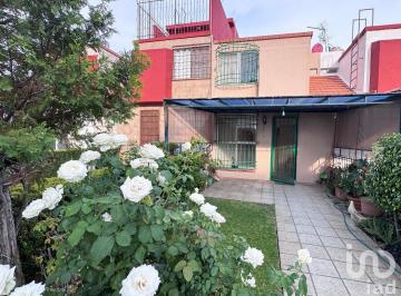 Casa · 65m² · 3 Recámaras · 1 Estacionamiento · Casa en Venta Al Norte de Cuernavaca, Lomas de Tzompantle
