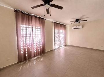 Casa · 170m² · 3 Recámaras · 2 Estacionamientos · Casa Equipada en Renta en Monetta Residencial, Apodaca, Nuevo León.