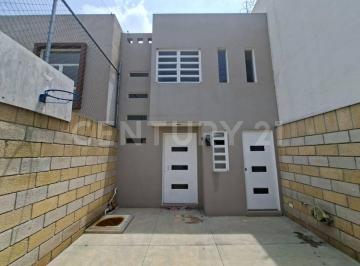 Casa · 130m² · 2 Recámaras · 2 Estacionamientos · Casa en Renta Atrás de Plaza San Diego Nuevo León Cuautlancingo, Puebla