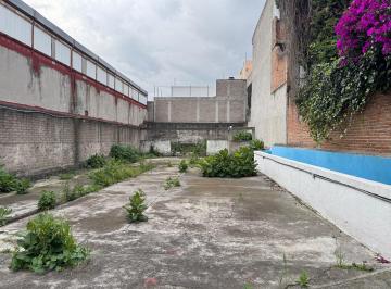 Terreno / Lote · 400m² · Terreno en Av Centenario