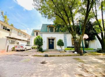 Casa · 297m² · 3 Recámaras · 2 Estacionamientos · Casa en Venta en Bosques de Tetlameya, Coyoacán, Cdmx