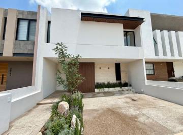 Casa de 3 habitaciones, Corregidora · Casa Valladolid - Cañadas del Arroyo