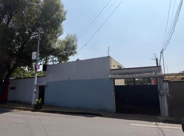 Casa uso de suelo de 8 habitaciones, Xochimilco · Renta de Casa/local con Uso de Suelo en Tepepan – Excelente Ubicación Sobre Av 16 de Septiembre.