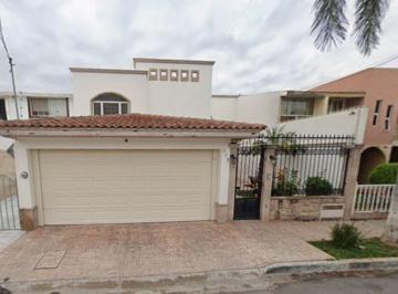 Casa de 5 habitaciones, Gómez Palacio · Venta de Casa Durango Gomez Palacio El Campestre