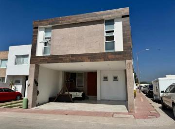 1 · Casa en Venta en Rincón del Pilar Al Norponiente de Aguascalientes