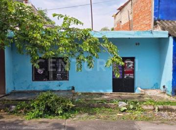 Casa · 119m² · 2 Recámaras · Terreno en Venta con Construcción en El Centro de Villa de Álvarez
