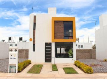 74915fc7c991c9e54a45c3dbc0759137e4c45c05310e2fa3f6d95ad003ca900f · Casa de 3 Habitaciones con Terraza
