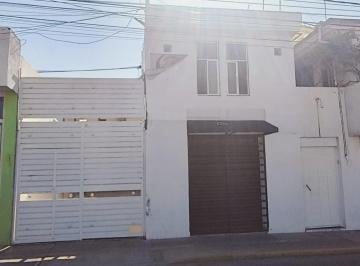 Casa · 282m² · 4 Recámaras · 2 Estacionamientos · Casa en Renta Ideal Para Oficinas, Las Palmas, Puebla