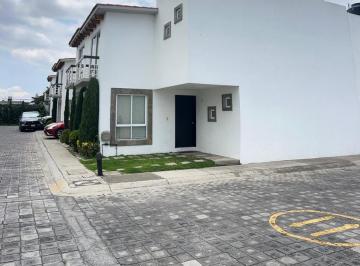 Casa · 75m² · 2 Recámaras · 1 Estacionamiento · Casa en Venta en Bo. San Isidro, San Mateo Atenco, México