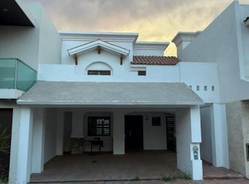 Casa · 150m² · 3 Recámaras · 2 Estacionamientos · Casa en Venta en Stanza Toscana Zona Norte