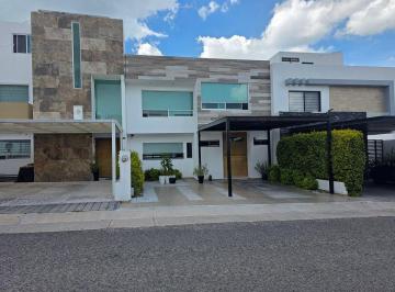 09b1ea8fe8e8c729d31b2562bed963fcfdb7102b0f11c669a7ed60156aa25daa · Casa en Venta en Juriquilla | Grand Juriquilla | Amenidades