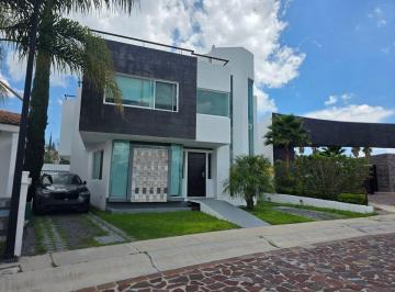 607fef1b69a0fcecb7d574b388b54c20b453b4ee0039a47442ee17255e8ad1f8 · Casa en Renta en Cumbres del Lago | Juriquilla | 3 Niveles