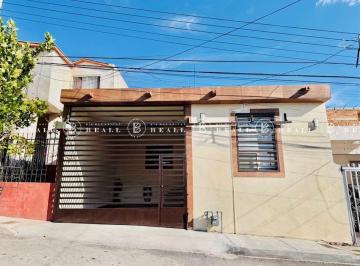 Casa de 1 habitación, Chihuahua · Casa de Una Planta en Venta Ubicada en Lomas Karike $1,700,000