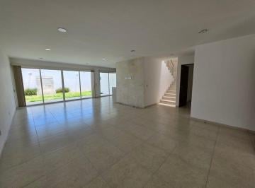 a68c33f440936d1822da90e8ef5fb1e22e4fe147c9d4c48f1b74e376c8fc3be1 · Casa en Renta en Lomas de Juriquilla