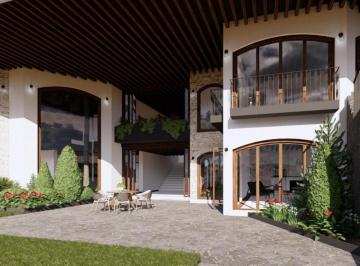 Casa · 600m² · 3 Recámaras · 3 Estacionamientos · Casa en Venta en Cuernavaca en El Bosque