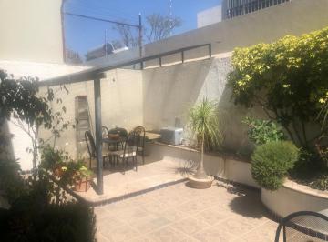 Casa de 3 habitaciones, Zapopan · Casa en Venta, Cerca de Plaza del Sol