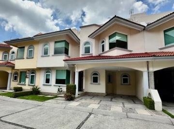 Casa en condominio de 4 habitaciones, Metepec · Casa en Venta en Metepec, Zona de Sams, Costco, Galerias, Escuelas y Bancos
