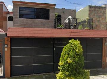 Casa de 3 habitaciones, Zapopan · Venta de Casa Zapopan Jalisco Lomas Universidad
