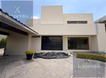 Casa · 626m² · Casa en Fraccionamiento El Campanario