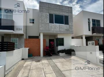 Casa · 190m² · 3 Recámaras · 1 Estacionamiento · Casa en Renta en Coto Diamante