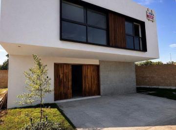 Casa de 4 habitaciones, Zapopan · Casa Nueva en Venta en Bosques Vallarta | Condominio Bosquetto