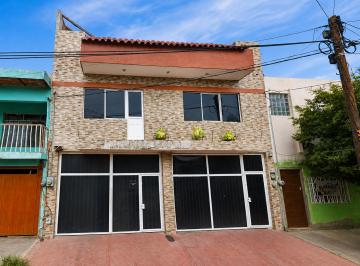 Casa de 4 habitaciones, Aguascalientes · Casa en Venta en Circunvalación Norte Aguascalientes