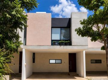 1 · Townhouse (2) Amueblado en Venta en Privada Návita en Santa Gertrudis Copó