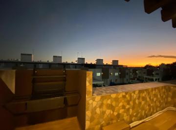 Casa · 90m² · 3 Recámaras · 2 Estacionamientos · Venta Casa Jardines del Sur 3 Cancún Polígono Sur