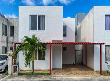 1 · Casa en Venta en Privada Celestún, Fracc. Las Palmas, Kanasín