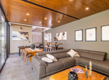 Casa · 400m² · 3 Recámaras · 2 Estacionamientos · Casa - Villa de Los Frailes