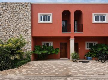 1 · Townhouse Amueblado en Renta en Canova, Sodzil Norte
