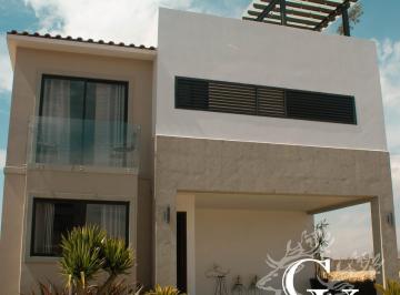 Casa · 233m² · 3 Recámaras · 2 Estacionamientos · Casa en Venta San Miguel Totocuitlapilco, Metepec