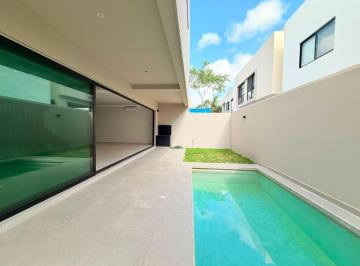 Casa de 3 habitaciones, Benito Juárez · Casa de 222 m² con 3 Recámaras en Venta en Fraccionamiento Vía Cumbres
