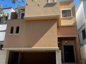 Casa de 3 habitaciones, San Pedro Garza García · Casa en Venta en Privanzas, San Pedro Garza García
