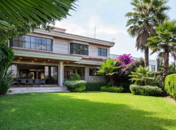 Casa de 3 habitaciones, Cuajimalpa de Morelos · Casa en Bosques de Las Lomas con Hermoso Jardin