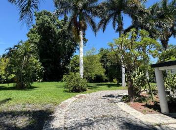 Terreno / Lote , Xochitepec · Excelente Terreno en Atlacholoaya a 20 Min. de Cuernavaca, Jardin Para Bodas.