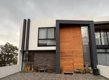 Casa de 3 habitaciones, Morelia · Casa en Venta en Altozano