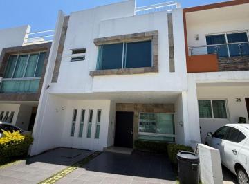 Casa de 4 habitaciones, Zapopan · Casa en Renta en La Cima, Zapopan, Jalisco Coto Privado