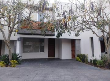 Casa en condominio de 2 habitaciones, Zapopan · Venta en Ciudad Granja de Hermosa Casa en Coto con Seguridad