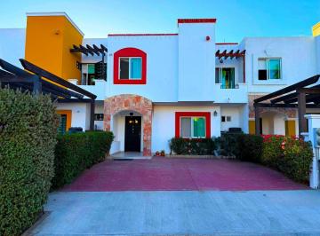 Casa de 4 habitaciones, Tepic · Residencia Premium Porta Alta Tepic | 4 Rec · Personalízala y Hazla Única · $5,950,000 Mxn