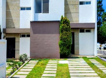 Casa de 3 habitaciones, El Marqués · Casa en Renta en El Mirador, El Marqués