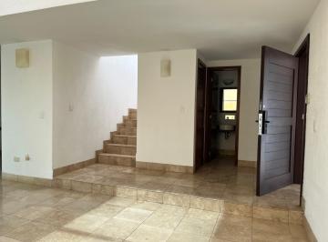 Casa · 217m² · 3 Recámaras · 2 Estacionamientos · Casa en Renta Fraccionamiento Cumbres - (4)