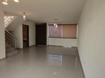 Casa en condominio · 170m² · 3 Recámaras · 2 Estacionamientos · Casa en Venta en Casa Fuerte, Tlajomulco de Zúñiga