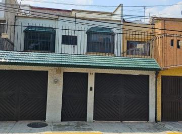 Casa de 3 habitaciones, Gustavo A. Madero · Casa en Renta en Acueducto de Guadalupe, Gustavo A. Madero